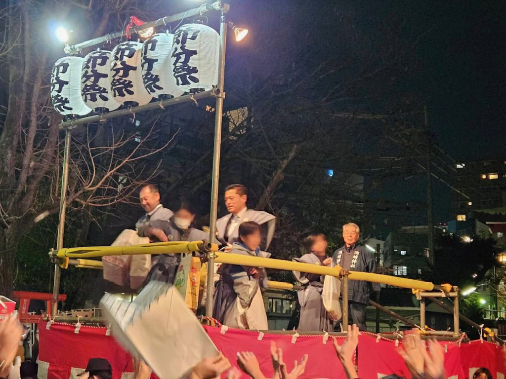 洲﨑神社の節分祭は毎年盛り上がる