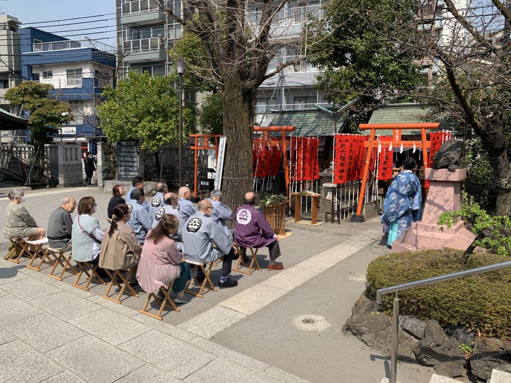 春の訪れに厳かに行われる初午祭